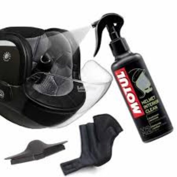 Motul M2 Helmet Interior Clean - środek do czyszczenia kasków od wewnątrz