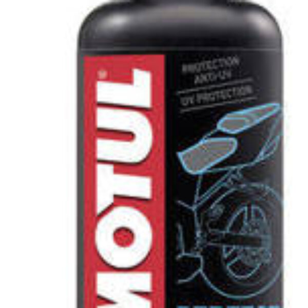 Motul E4 Perfect Seat środek czyszcząco-konserwujący 250 ml